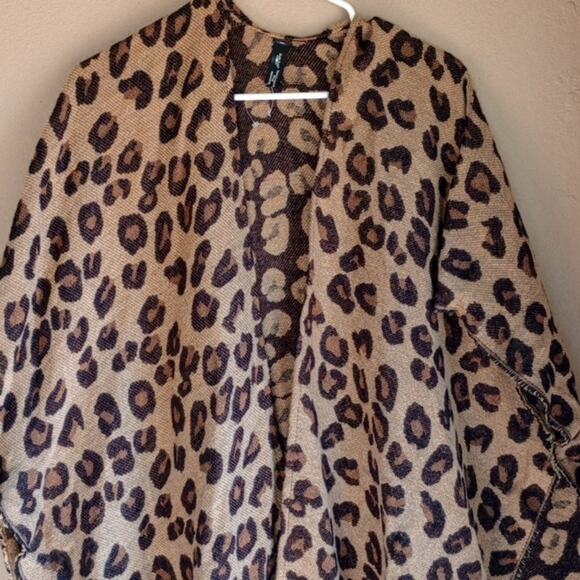 Britt's Knits Leopard Print Soft Sweater Fall Kimono L/XL New Without Tags - Picture 2 of 7